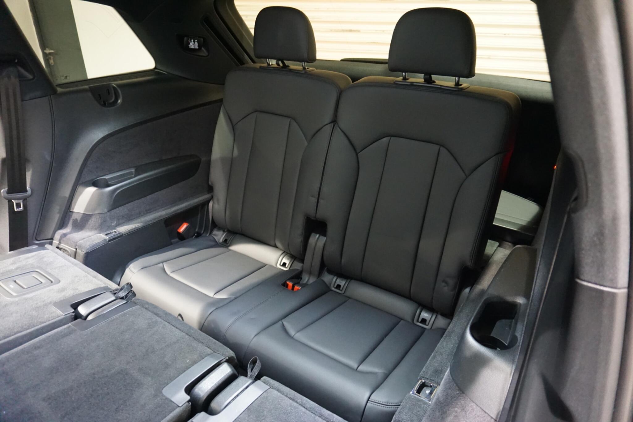 Audi SQ7 4.0 TFSI V8 Black Edition SUV 5dr Petrol Tiptronic quattro Euro 6 (s/s) (507 ps)